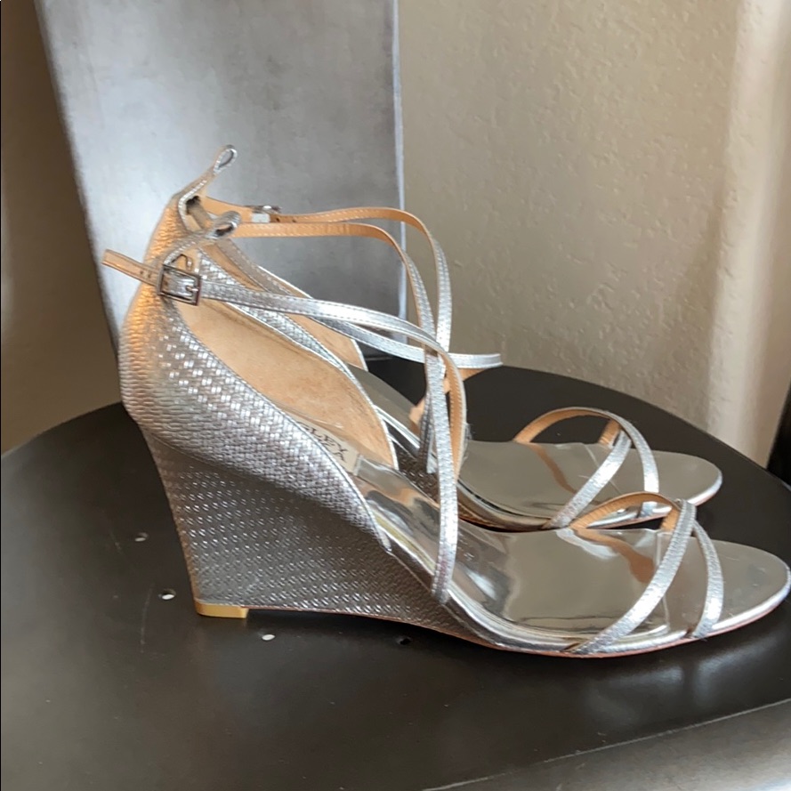 Badgley Mischka Melaney Silver Wedges